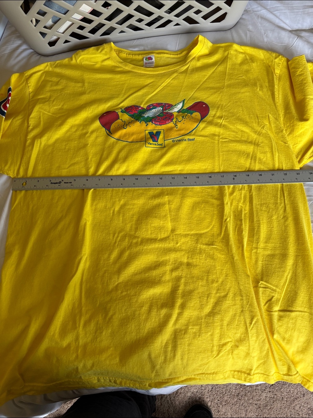 Vienna Hot Dog  + Cubs Yellow Adult XL Graphic Tee - Picture 4 of 6